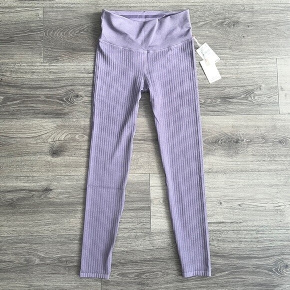 GOOD AMERICAN Seamless Legging Small/Medium Pastel Purple Ribbed Activewear NWT - Picture 2 of 12